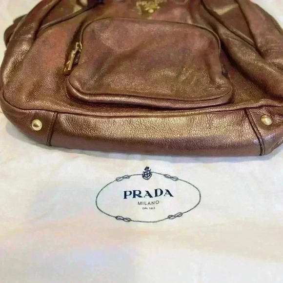 PRADA 🔥🔥Vintage Vitello Daino Shoulder Bag (Brown & Metallic Soft Leather) - Picture 16 of 16